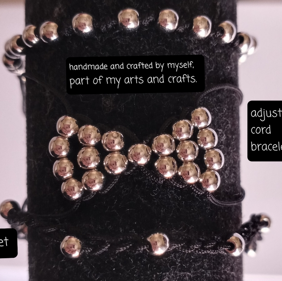 Bracelets - Picture 3 of 4